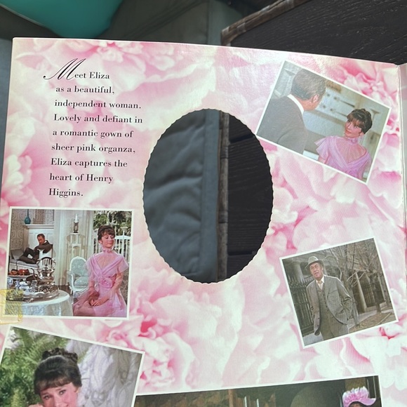 NRFB Barbie as Eliza Doolittle in My Fair Lady 🌸 - Picture 7 of 16